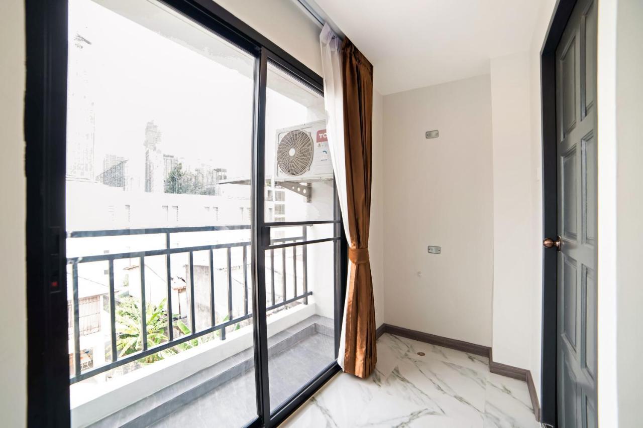 Roomquest Sukhumvit36 Bts Thonglor Bangkok Kültér fotó